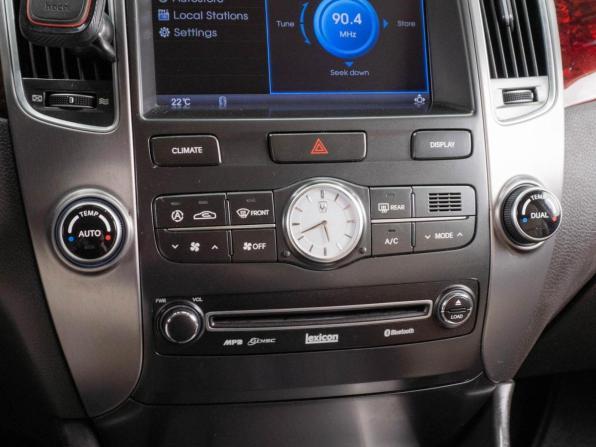 Hyundai Equus II с пробегом 2011 года, цена 1 220 000 рублей, 219246 км, седан, Автокод Объявления