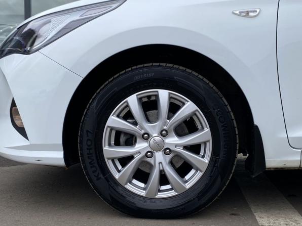 Hyundai Solaris II Рестайлинг с пробегом 2021 года, цена 1 649 000 рублей, 77597 км, седан, Автокод Объявления