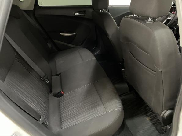 Opel Astra J с пробегом 2011 года, цена 800 000 рублей, 150587 км, хэтчбек, Автокод Объявления