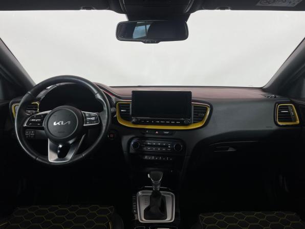 Kia XCeed I с пробегом 2021 года, цена 2 231 000 рублей, 62262 км, хэтчбек, Автокод Объявления