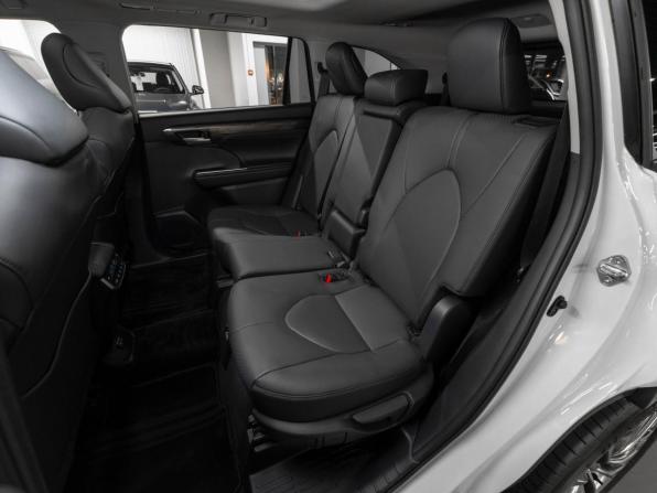 Toyota Highlander IV (XU70) с пробегом 2025 года, цена 5 225 000 рублей, 50 км, внедорожник, Автокод Объявления