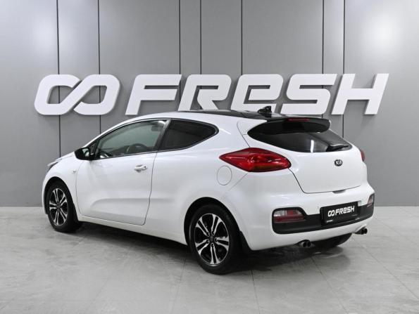 Kia Ceed II Рестайлинг с пробегом 2017 года, цена 1 249 030 рублей, 158447 км, хэтчбек, Автокод Объявления