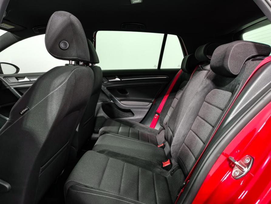 Volkswagen Golf R VII Рестайлинг Санкт-Петербург  - изображение 13