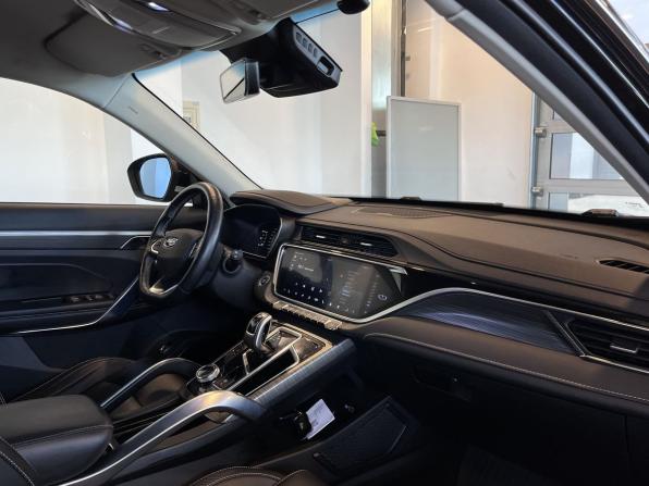 Geely Atlas Pro с пробегом 2021 года, цена 2 070 000 рублей, 97313 км, внедорожник, Автокод Объявления
