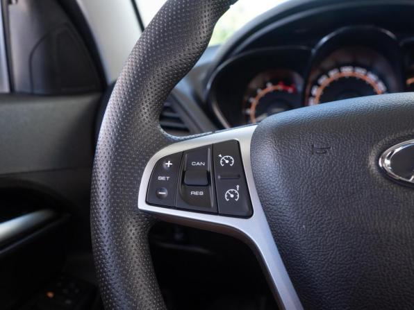 Lada (ВАЗ) Vesta I с пробегом 2021 года, цена 1 260 000 рублей, 55077 км, седан, Автокод Объявления