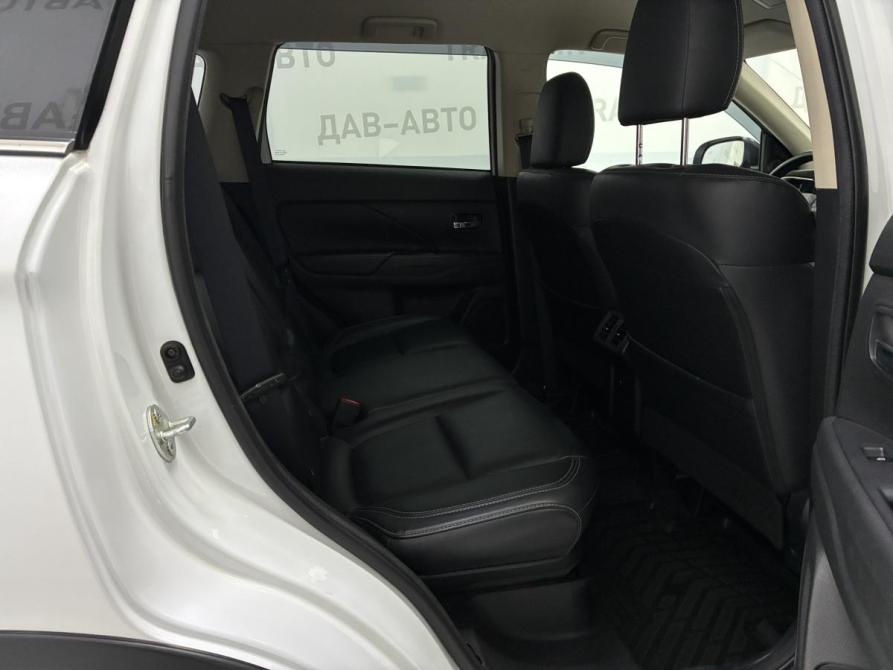 Mitsubishi Outlander III Рестайлинг 3 Пермь  - изображение 17