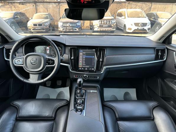 Volvo V90 Cross Country I с пробегом 2019 года, цена 3 190 000 рублей, 175223 км, универсал, Автокод Объявления