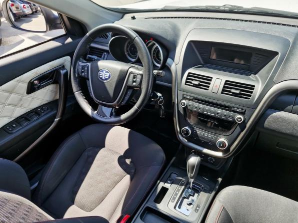 FAW Besturn X80 I с пробегом 2017 года, цена 1 044 000 рублей, 111464 км, внедорожник, Автокод Объявления