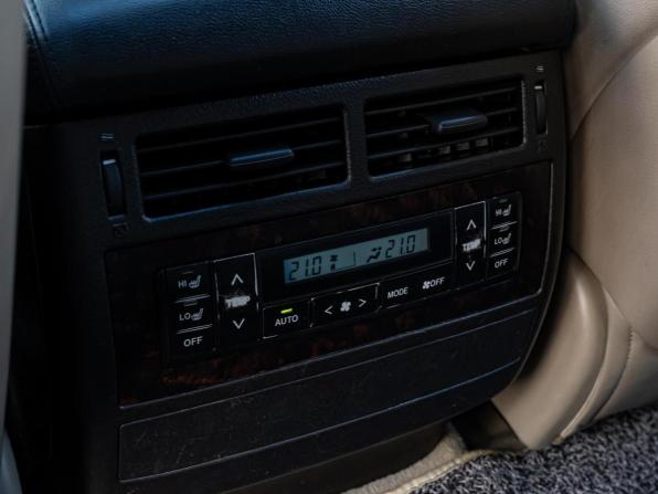 Toyota Land Cruiser 200 Series с пробегом 2008 года, цена 2 580 000 рублей, 302207 км, внедорожник, Автокод Объявления