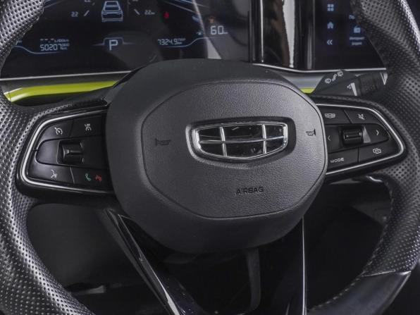 Geely Coolray I Рестайлинг с пробегом 2023 года, цена 2 030 000 рублей, 50207 км, внедорожник, Автокод Объявления