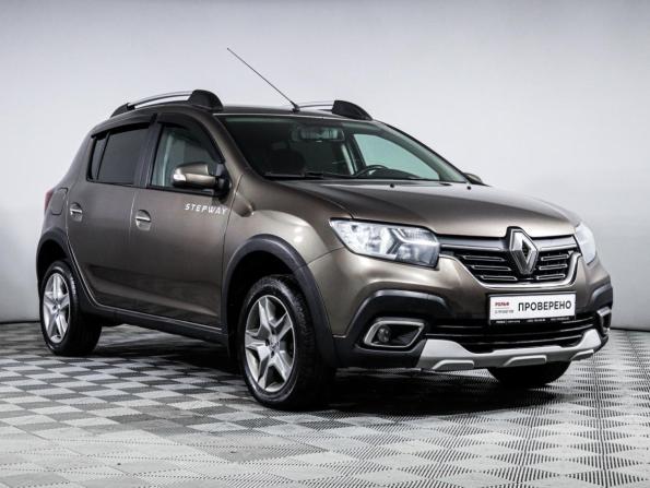 Renault Sandero II Рестайлинг с пробегом 2020 года, цена 1 000 000 рублей, 174336 км, хэтчбек, Автокод Объявления