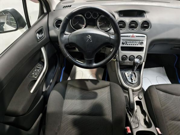 Peugeot 308 I Рестайлинг с пробегом 2011 года, цена 575 000 рублей, 130515 км, хэтчбек, Автокод Объявления