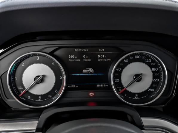 Volkswagen Touareg III с пробегом 2018 года, цена 3 970 000 рублей, 258853 км, внедорожник, Автокод Объявления