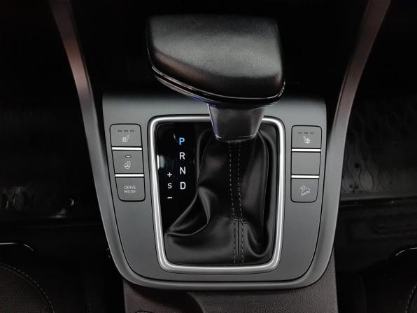 Hyundai Creta II с пробегом 2021 года, цена 2 290 000 рублей, 27486 км, внедорожник, Автокод Объявления