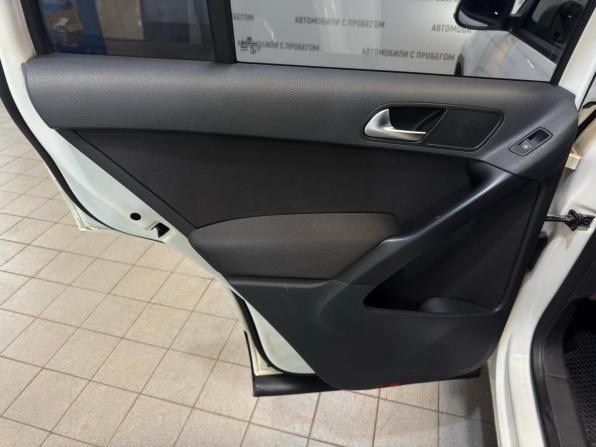 Volkswagen Tiguan I Рестайлинг с пробегом 2013 года, цена 839 000 рублей, 313000 км, внедорожник, Автокод Объявления
