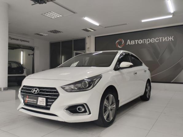 Hyundai Solaris II с пробегом 2017 года, цена 1 350 000 рублей, 203735 км, седан, Автокод Объявления