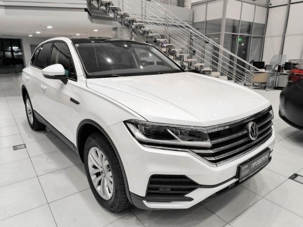 Volkswagen Touareg III с пробегом 2018 года, цена 4 550 000 рублей, 103755 км, внедорожник, Автокод Объявления
