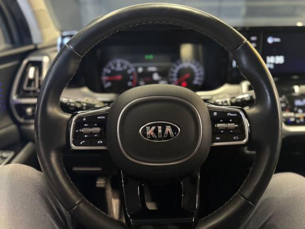 Kia Sorento IV с пробегом 2021 года, цена 3 960 000 рублей, 27970 км, внедорожник, Автокод Объявления