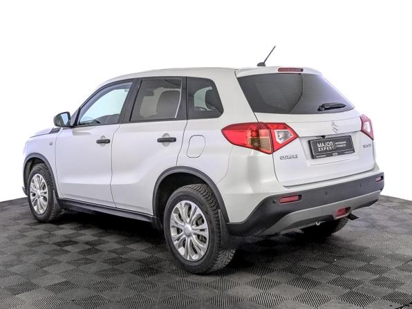 Suzuki Vitara II с пробегом 2016 года, цена 1 550 000 рублей, 99558 км, внедорожник, Автокод Объявления