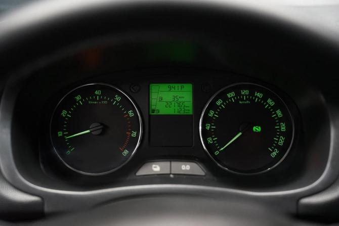 Skoda Fabia II Рестайлинг с пробегом 2013 года, цена 775 000 рублей, 222000 км, хэтчбек, Автокод Объявления
