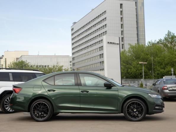 Skoda Octavia IV (A8) с пробегом 2022 года, цена 2 950 000 рублей, 92264 км, лифтбек, Автокод Объявления