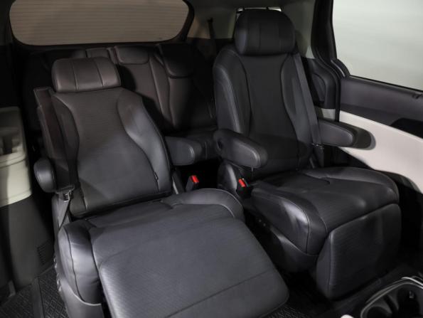 Kia Carnival IV с пробегом 2022 года, цена 4 299 000 рублей, 77752 км, минивэн, Автокод Объявления