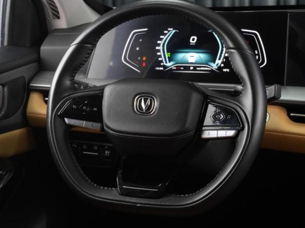 Changan Hunter Plus с пробегом 2023 года, цена 2 499 000 рублей, 80094 км, offers.body_type.unknown, Автокод Объявления