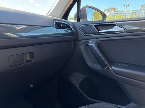 Volkswagen Tiguan II с пробегом 2018 года, цена 2 647 000 рублей, 197139 км, внедорожник, Автокод Объявления