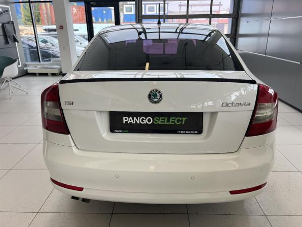 Skoda Octavia II (A5) Рестайлинг с пробегом 2012 года, цена 749 000 рублей, 208000 км, лифтбек, Автокод Объявления