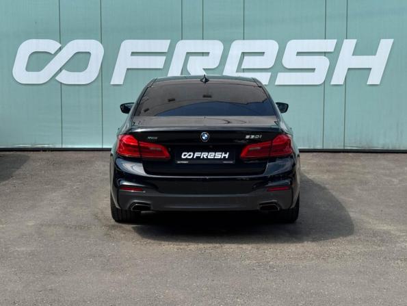 BMW 5 серии VII (G30/G31/G38) с пробегом 2019 года, цена 4 539 000 рублей, 107723 км, седан, Автокод Объявления