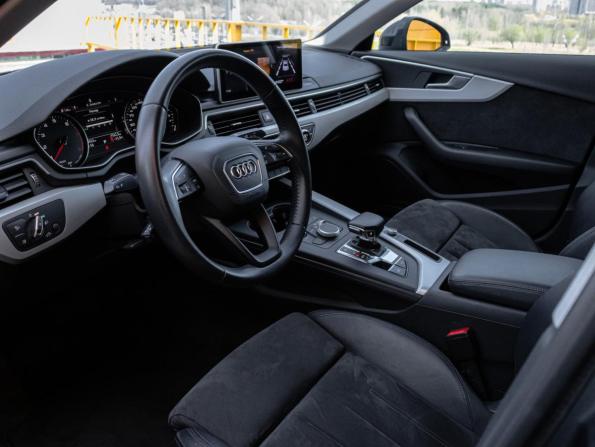Audi A4 V (B9) с пробегом 2019 года, цена 2 570 000 рублей, 45018 км, седан, Автокод Объявления