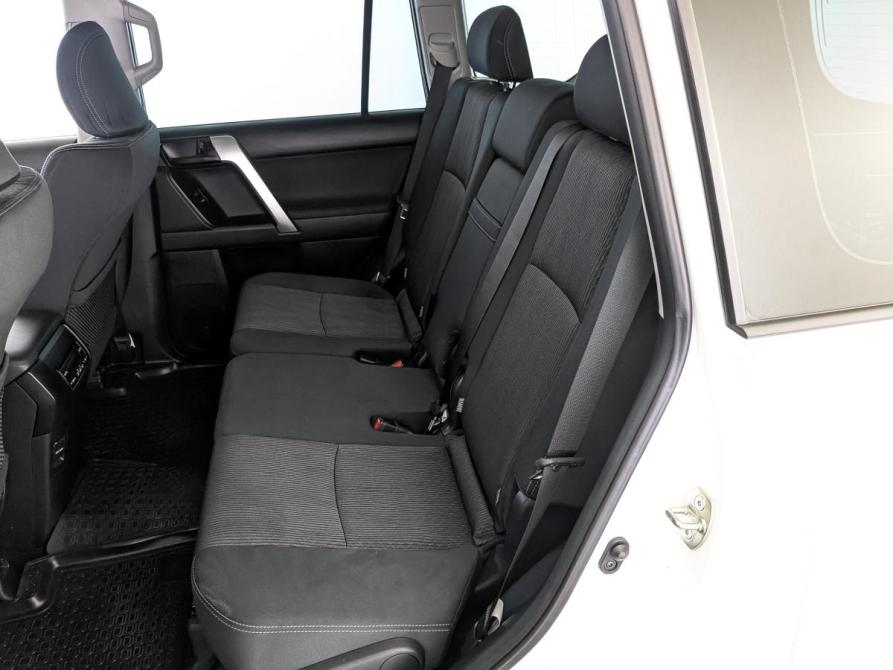 Toyota Land Cruiser Prado 150 Series Рестайлинг 3 Москва  - изображение 18