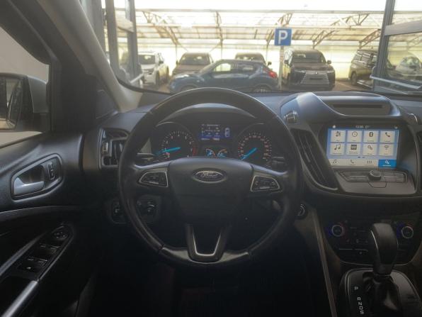 Ford Kuga II Рестайлинг с пробегом 2018 года, цена 1 570 000 рублей, 81000 км, внедорожник, Автокод Объявления