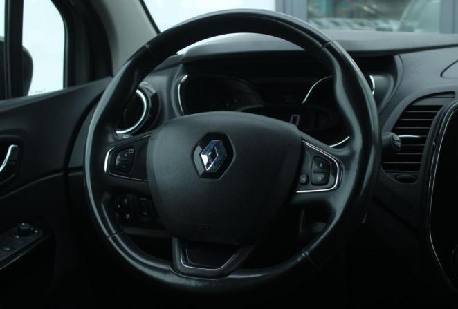 Renault Kaptur I с пробегом 2019 года, цена 1 745 000 рублей, 114914 км, внедорожник, Автокод Объявления
