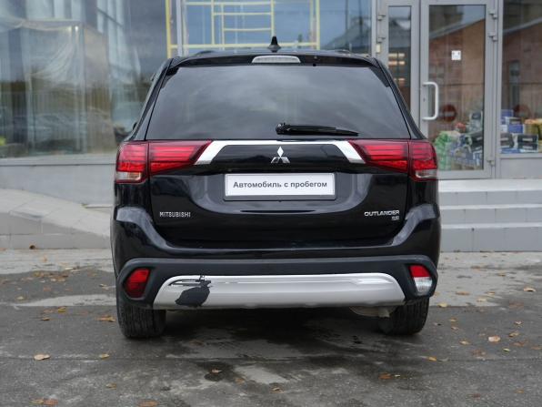 Mitsubishi Outlander III Рестайлинг 3 с пробегом 2018 года, цена 2 070 000 рублей, 55854 км, внедорожник, Автокод Объявления