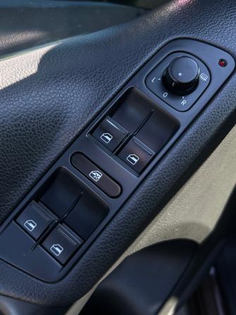 Volkswagen Tiguan I Рестайлинг с пробегом 2014 года, цена 1 297 000 рублей, 181200 км, внедорожник, Автокод Объявления