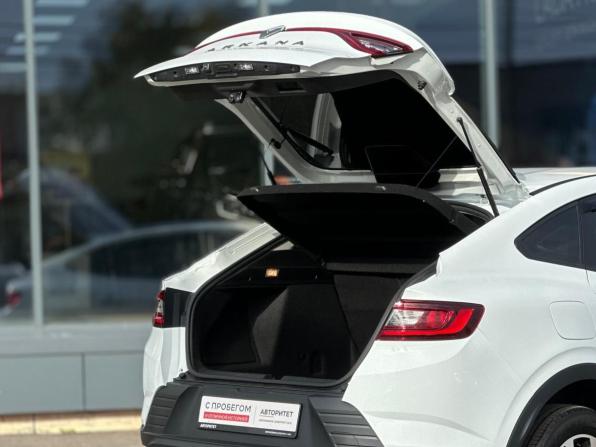 Renault Arkana I с пробегом 2022 года, цена 1 529 000 рублей, 104999 км, внедорожник, Автокод Объявления