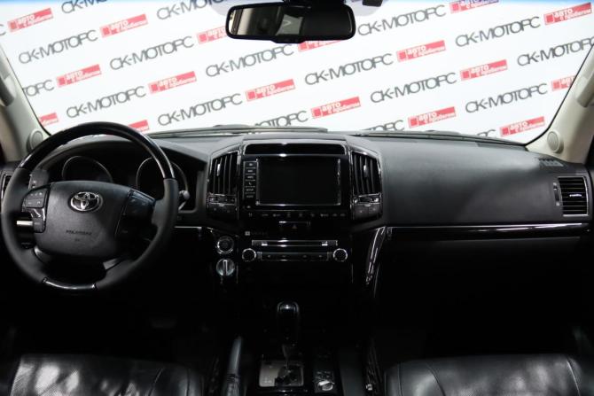 Toyota Land Cruiser 200 Series Рестайлинг 1 с пробегом 2012 года, цена 3 795 950 рублей, 272452 км, внедорожник, Автокод Объявления