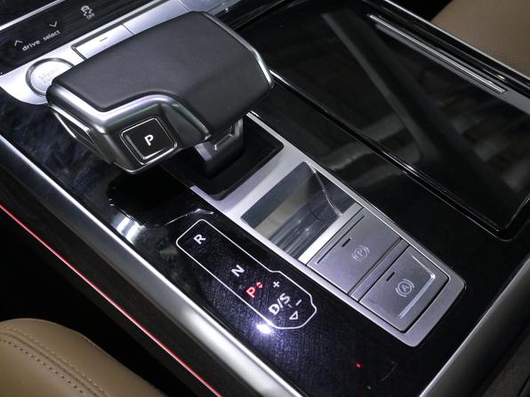 Audi Q8 I (4M) с пробегом 2020 года, цена 6 370 000 рублей, 128500 км, внедорожник, Автокод Объявления