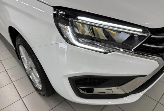 Lada (ВАЗ) Vesta I Рестайлинг (NG) с пробегом 2025 года, цена 1 550 000 рублей, 4117 км, седан, Автокод Объявления
