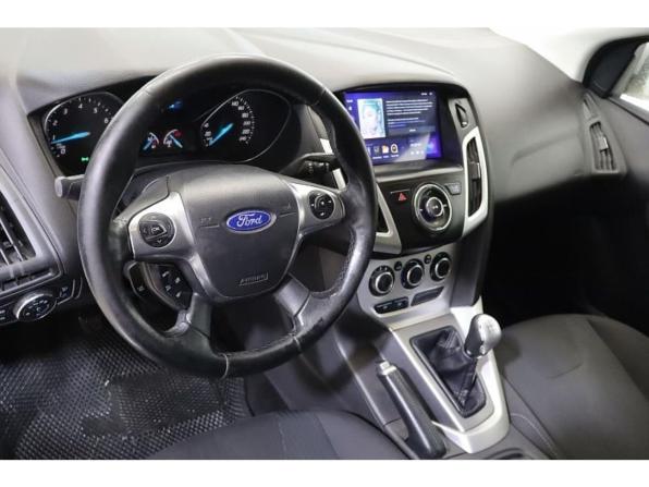Ford Focus III с пробегом 2012 года, цена 620 000 рублей, 256000 км, хэтчбек, Автокод Объявления