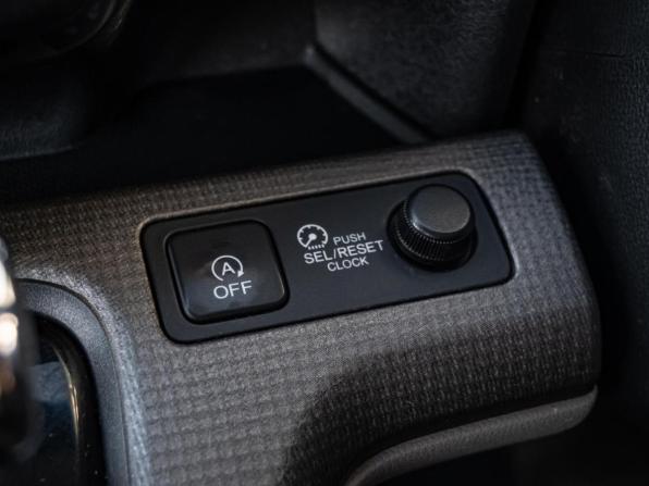 Honda Stepwgn V с пробегом 2015 года, цена 1 475 000 рублей, 275998 км, минивэн, Автокод Объявления