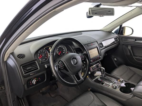 Volkswagen Touareg II с пробегом 2012 года, цена 2 165 000 рублей, 121950 км, внедорожник, Автокод Объявления