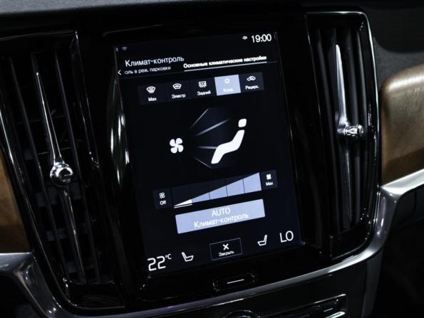 Volvo S90 II с пробегом 2017 года, цена 3 460 000 рублей, 45761 км, седан, Автокод Объявления