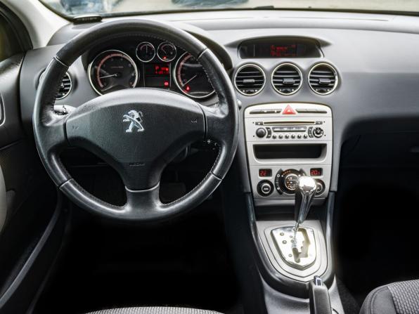 Peugeot 408 I с пробегом 2013 года, цена 630 000 рублей, 120110 км, седан, Автокод Объявления