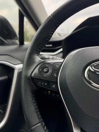Toyota RAV4 V (XA50) с пробегом 2024 года, цена 3 750 000 рублей, 36806 км, внедорожник, Автокод Объявления