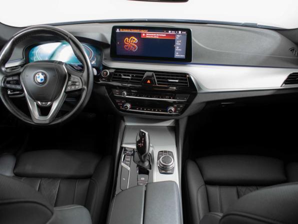 BMW 5 серии VII (G30/G31/G38) Рестайлинг с пробегом 2022 года, цена 4 100 000 рублей, 70500 км, седан, Автокод Объявления