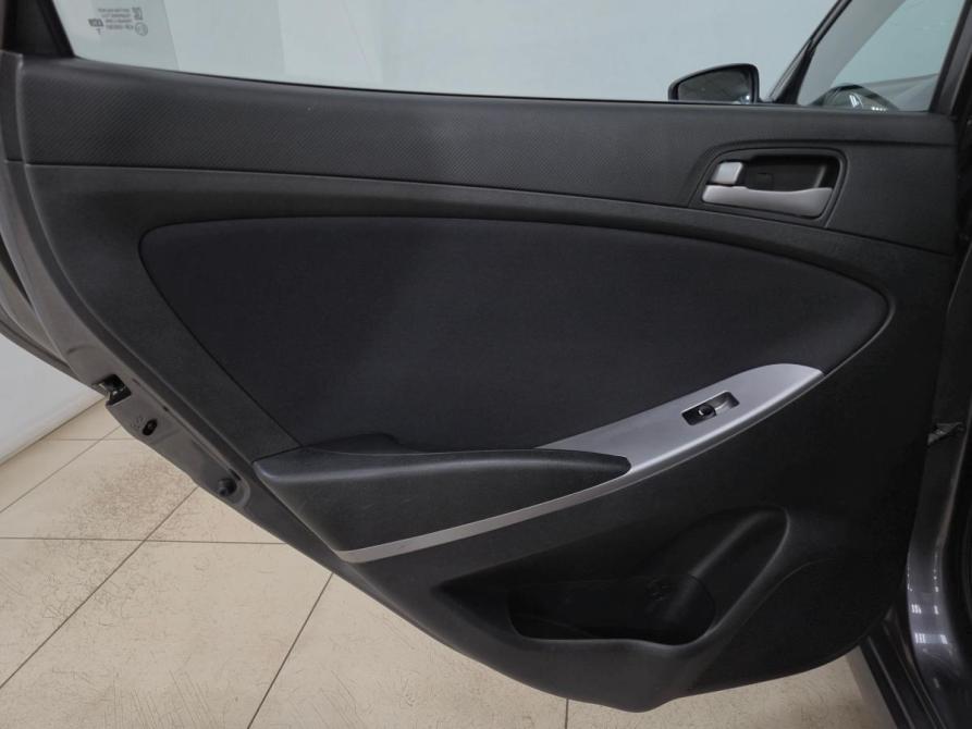 Hyundai Solaris I Рестайлинг Альметьевск  - изображение 16