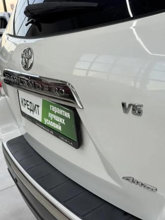 Toyota Highlander II (XU40) Рестайлинг с пробегом 2011 года, цена 1 799 000 рублей, 264155 км, внедорожник, Автокод Объявления