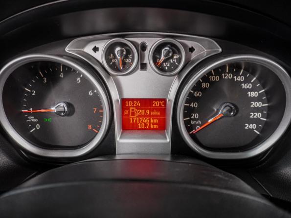 Ford Focus II Рестайлинг с пробегом 2008 года, цена 499 000 рублей, 171246 км, хэтчбек, Автокод Объявления